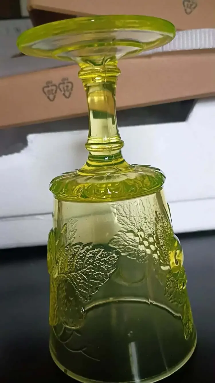 💚 Rare Vintage Uranium Glass Strawberry & Currant Goblet | UV Reactive